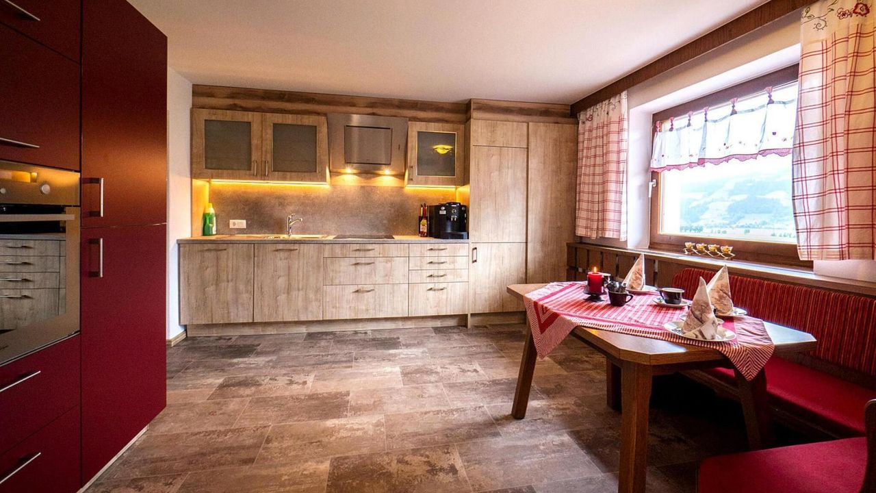 DiningRoom DiningRoom